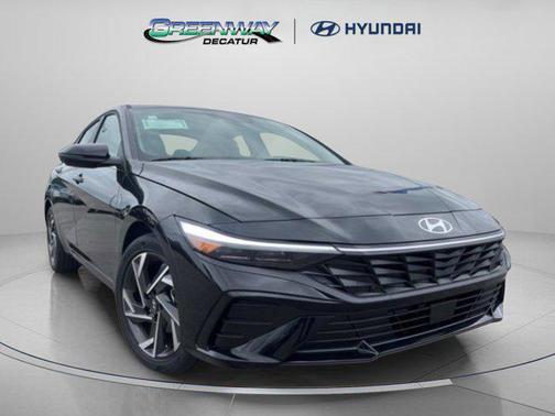 2025 Hyundai ELANTRA Limited