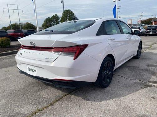 2022 Hyundai ELANTRA HEV Blue