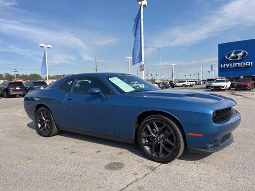 2020 Dodge Challenger SXT