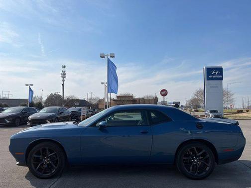2020 Dodge Challenger SXT