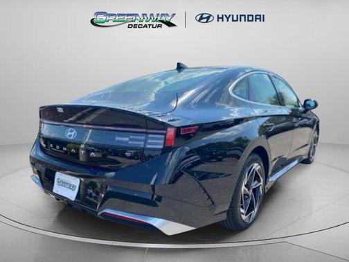 Abyss Black 2026 Hyundai SONATA SEL