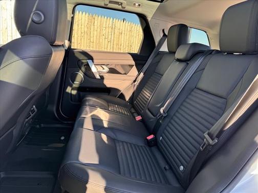2025 Land Rover Discovery Sport S