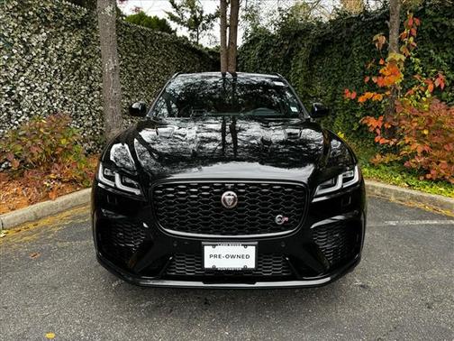 2023 Jaguar F-PACE SVR