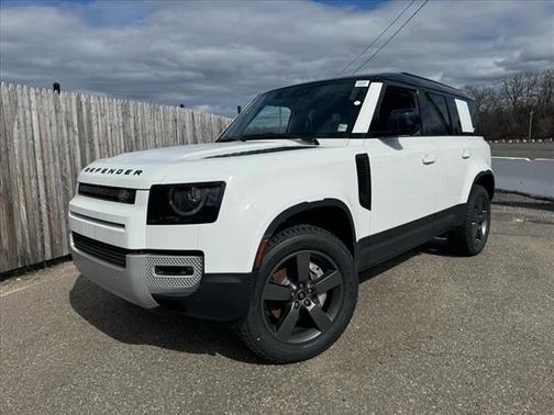 2025 Land Rover Defender P400 S