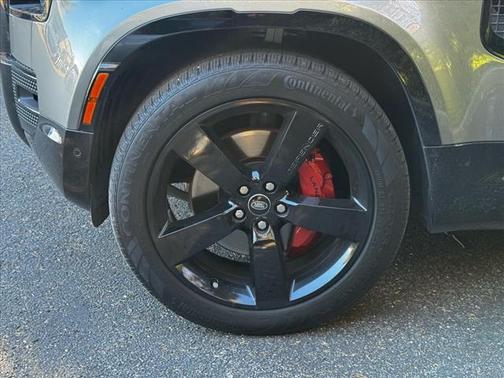 2024 Land Rover Defender 110 X