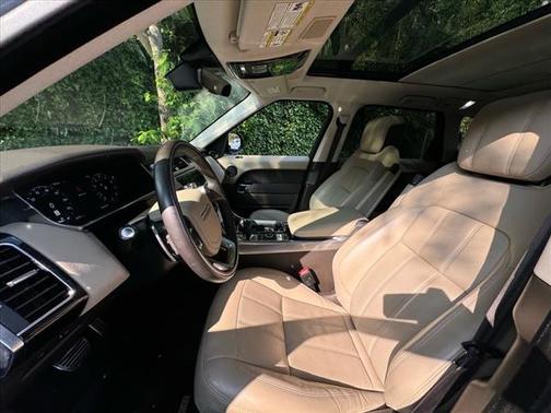 2022 Land Rover Range Rover Sport HSE Silver Edition