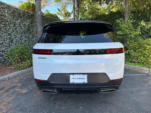 2024 Land Rover Range Rover Sport SE