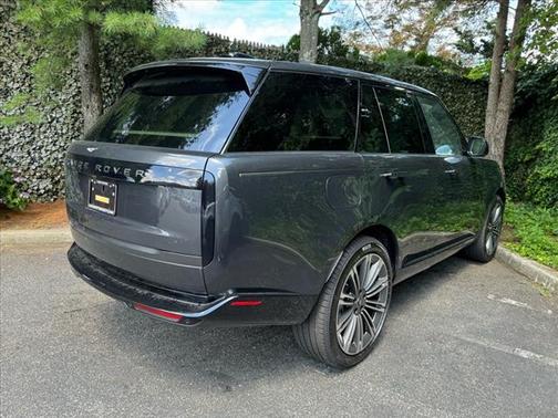 2025 Land Rover Range Rover P400 SE