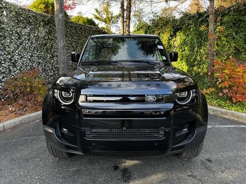 2026 Land Rover Defender 110S