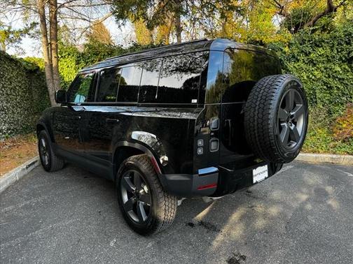 2026 Land Rover Defender 110S