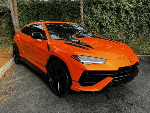 2023 Lamborghini Urus S
