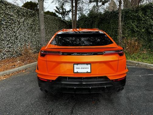 2023 Lamborghini Urus S