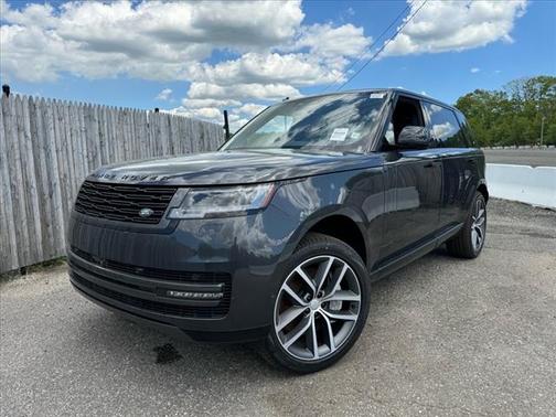 2025 Land Rover Range Rover P530 SE 7 Seat