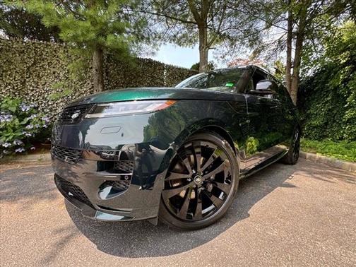 2025 Land Rover Range Rover Sport SE