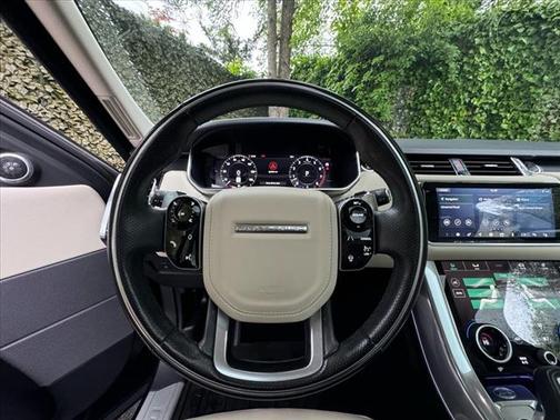 2022 Land Rover Range Rover Sport HSE Silver Edition