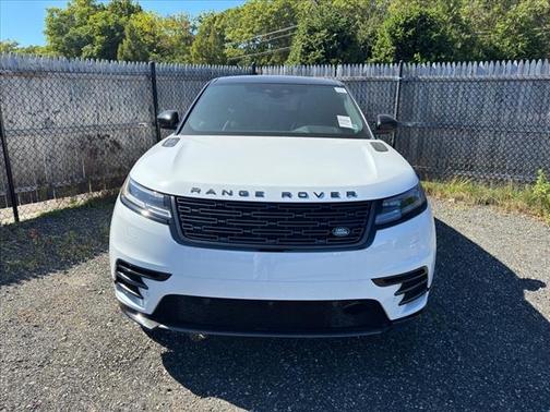 2026 Land Rover Range Rover Velar P400 Dynamic SE