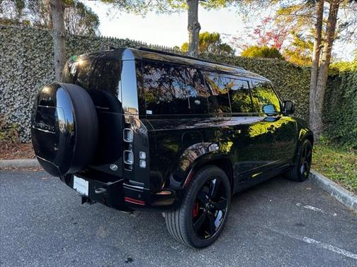 2023 Land Rover Defender 110 X