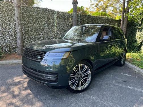 2025 Land Rover Range Rover P530 SE 7 Seat