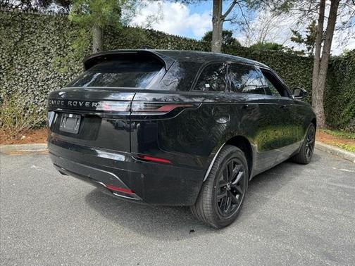 2026 Land Rover Range Rover Velar P250 SE R-Dynamic