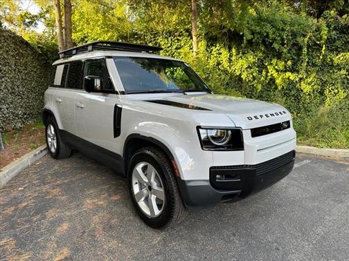 2026 Land Rover Defender 110S