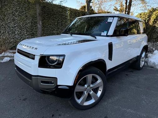 2025 Land Rover Defender P500 X-Dynamic SE