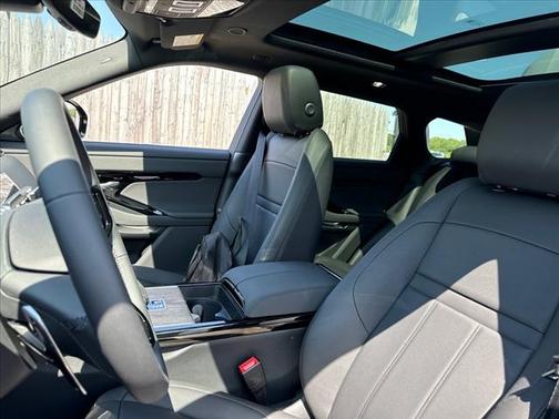 2026 Land Rover Range Rover Evoque Core S