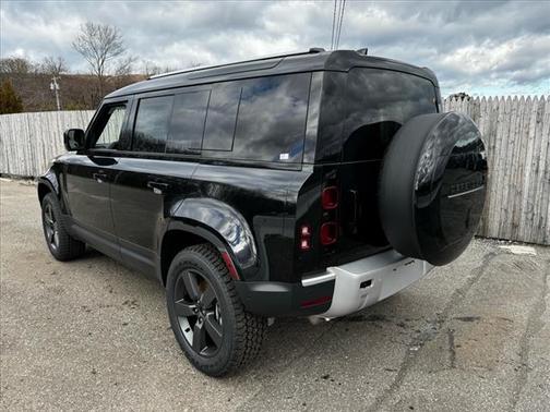 2025 Land Rover Defender P400 S