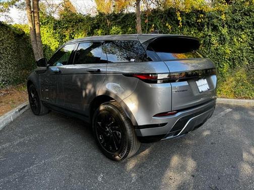 2026 Land Rover Range Rover Evoque Dynamic SE