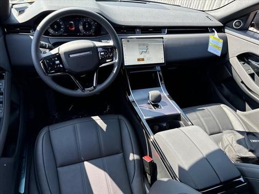 2026 Land Rover Range Rover Evoque Dynamic SE
