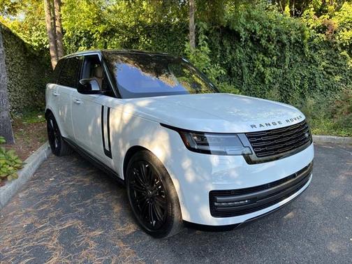 2023 Land Rover Range Rover SE