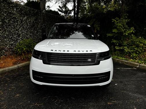 2025 Land Rover Range Rover P530 SE 7 Seat
