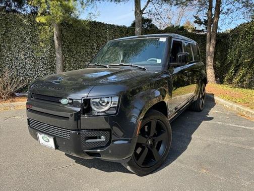 2023 Land Rover Defender 110 V8