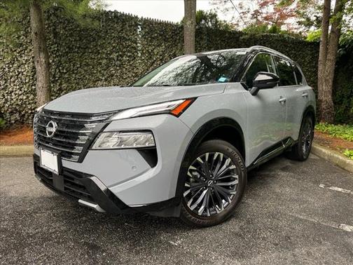 2024 Nissan Rogue Platinum