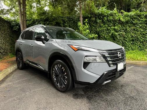 2024 Nissan Rogue Platinum