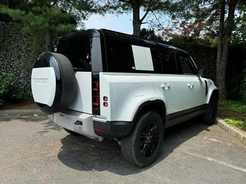 2025 Land Rover Defender P300