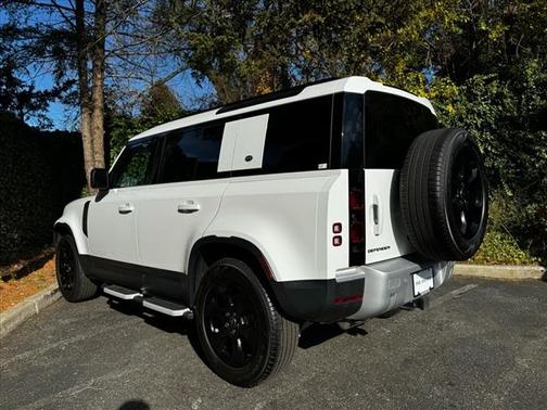 2023 Land Rover Defender 110 S
