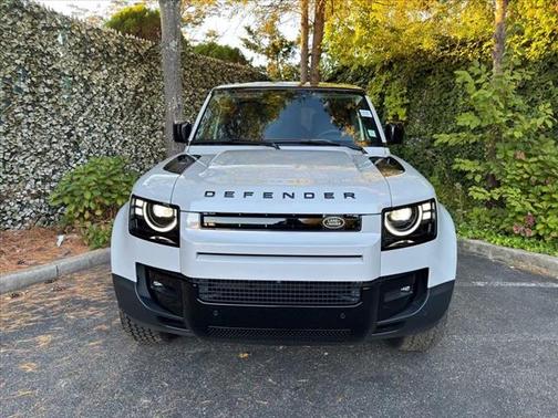 2026 Land Rover Defender 110S