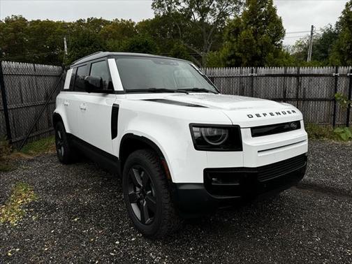 2026 Land Rover Defender 110S