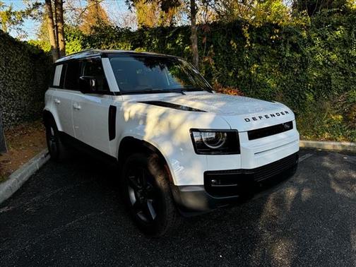 2026 Land Rover Defender 110S