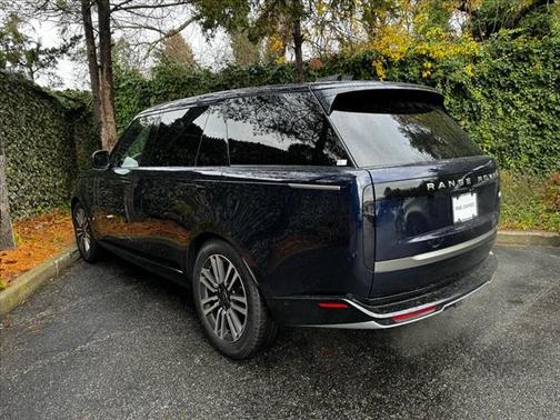 2023 Land Rover Range Rover SE LWB