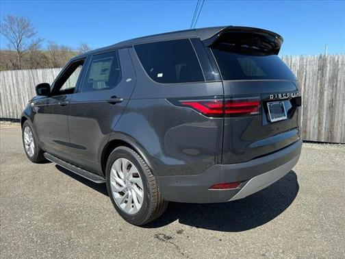 2025 Land Rover Discovery P300 S