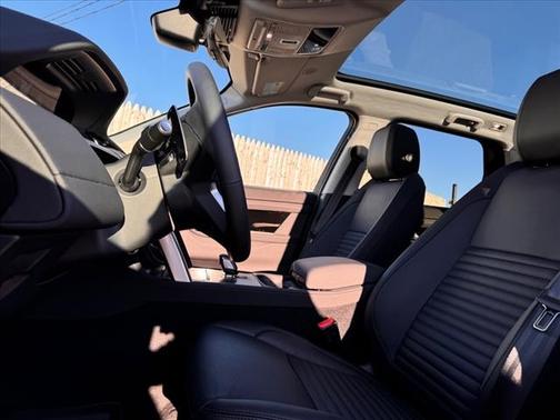 2025 Land Rover Discovery Sport S