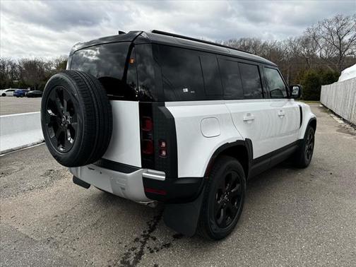 2025 Land Rover Defender P400 S