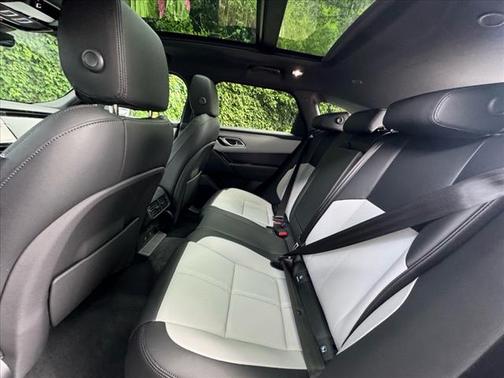 2026 Land Rover Range Rover Velar P400 Dynamic SE