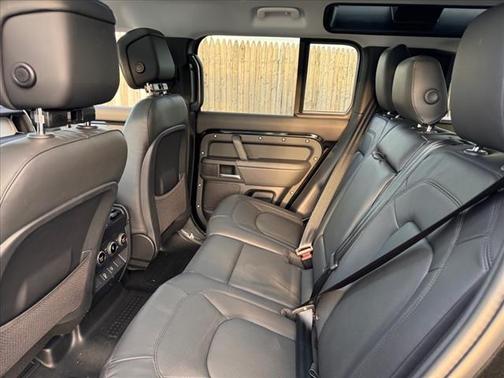 2025 Land Rover Defender P400 S