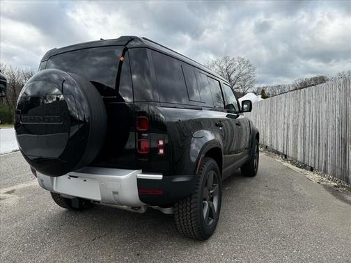 2025 Land Rover Defender P400 S