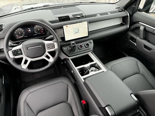 2025 Land Rover Defender P400 S