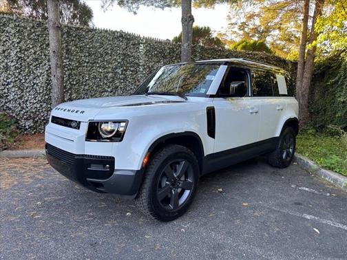 2026 Land Rover Defender 110S