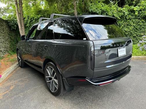 2024 Land Rover Range Rover SE