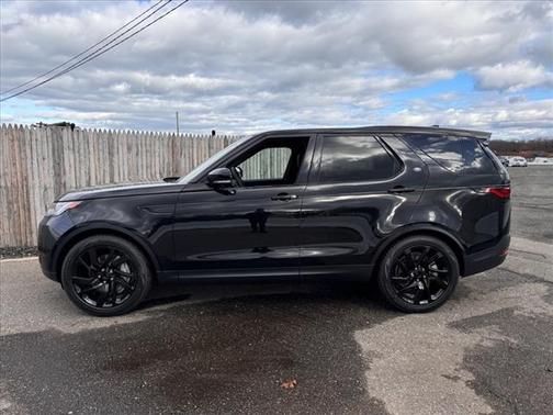 2025 Land Rover Discovery P300 S